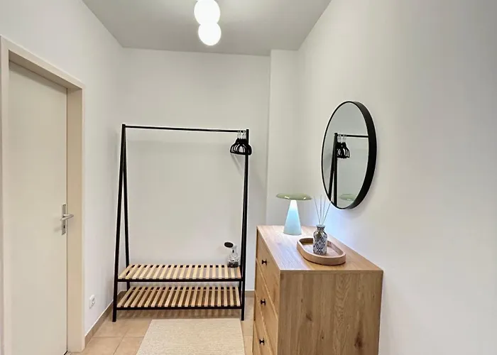 Lenuel In - Naehe Koeln * Frechen