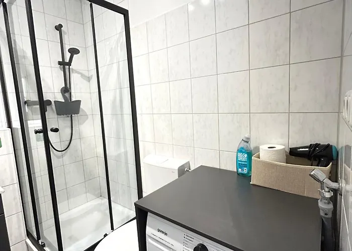 Lenuel In - Naehe Koeln